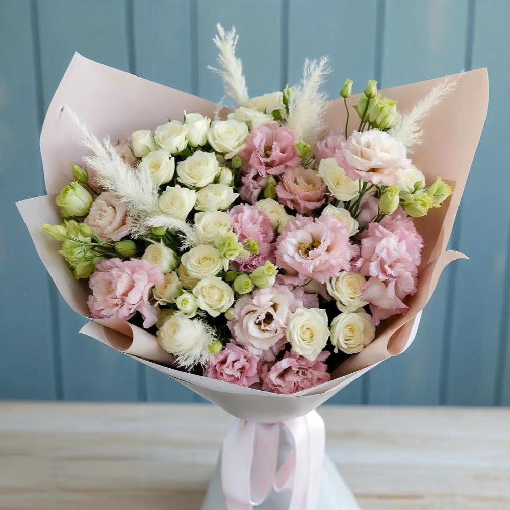 Букет цветов из: Альстромерии и Розы в Залукокоаже