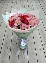 Букет цветов из:  Альстромерии в Залукокоаже