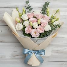 Букет цветов из:  Лизиантусы в Залукокоаже