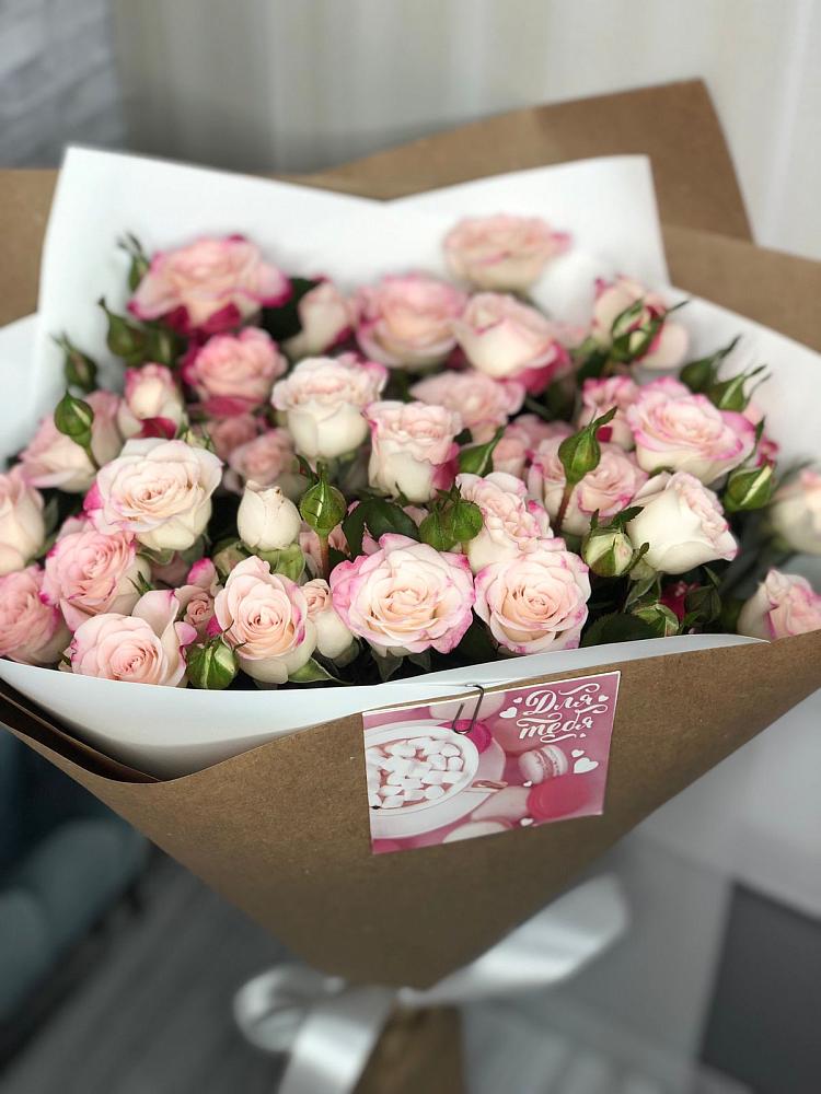 Букет цветов из: Розы в Залукокоаже