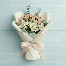 Букет цветов из:  Альстромерии #REPLACE_PRED# Залукокоаже