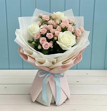 Букет цветов из:  Розы #REPLACE_PRED# Залукокоаже
