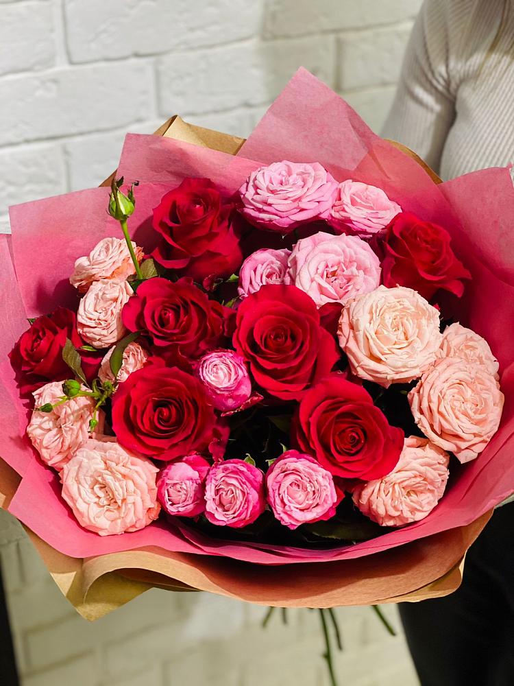 Букет цветов из: Розы в Залукокоаже