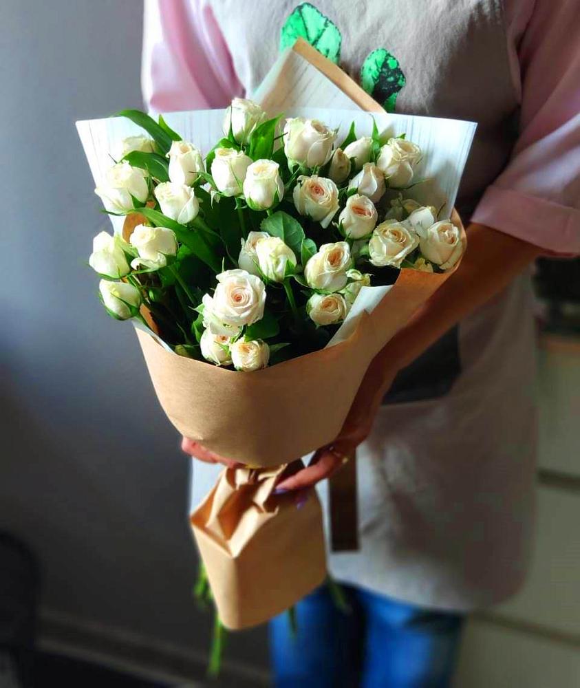 Букет цветов из: Розы в Залукокоаже