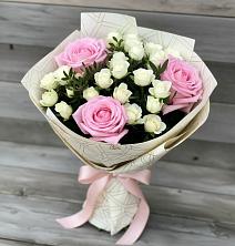 Букет цветов из:  Розы в Залукокоаже