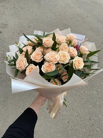 Букет Кремовые розы Латте в Залукокоаже