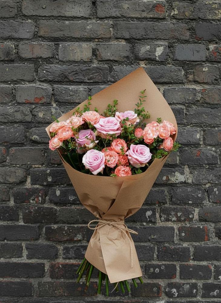 Букет цветов из: Розы в Залукокоаже