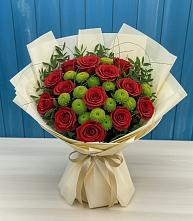 Букет цветов из:  Розы и Хризантемы в Залукокоаже