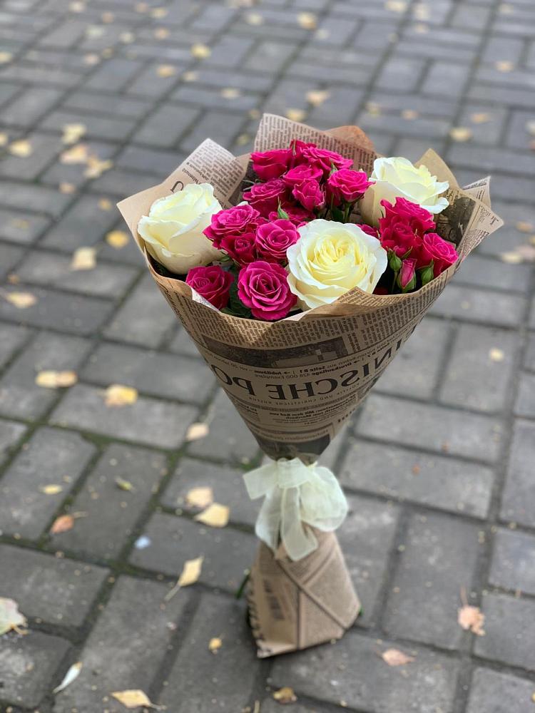 Букет цветов из: Розы в Залукокоаже