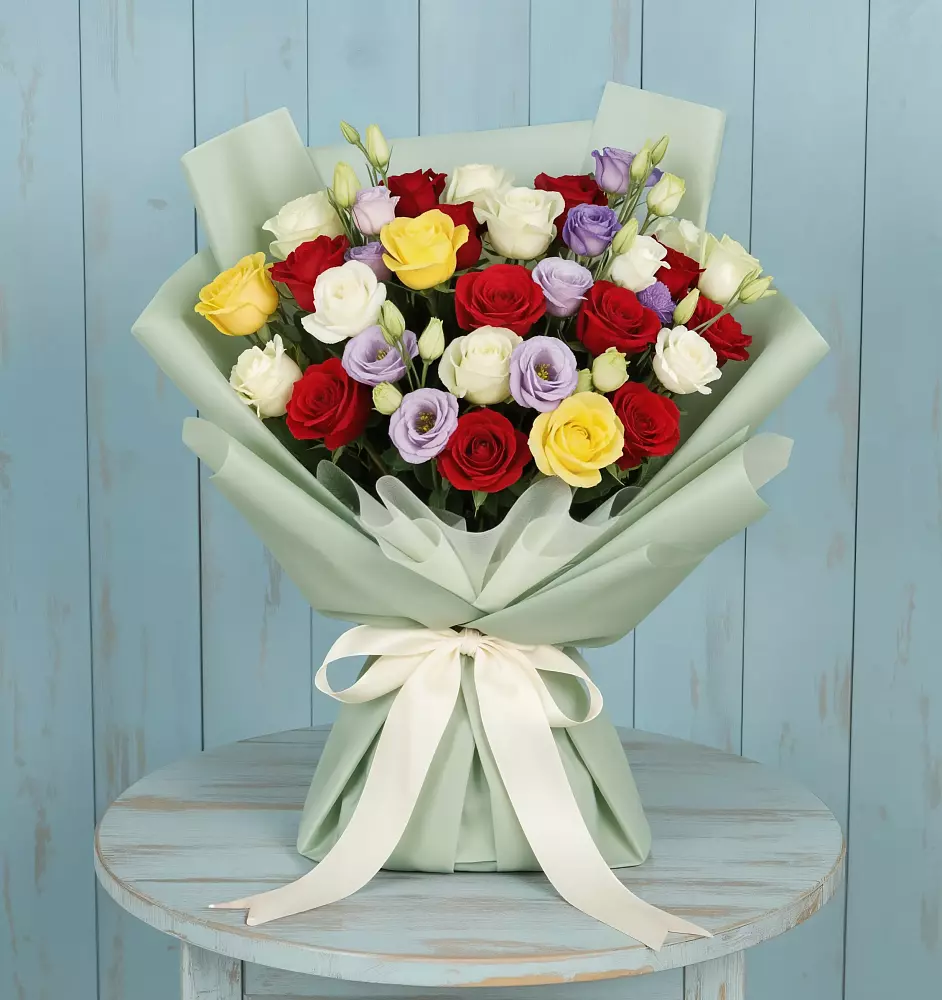 Букет цветов из: Розы в Залукокоаже