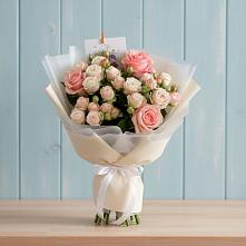 Букет цветов из:  Розы #REPLACE_PRED# Залукокоаже