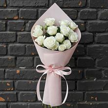 Букет цветов из:  Розы в Залукокоаже