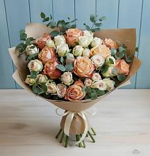 Букет цветов из:  Альстромерии и Розы #REPLACE_PRED# Залукокоаже